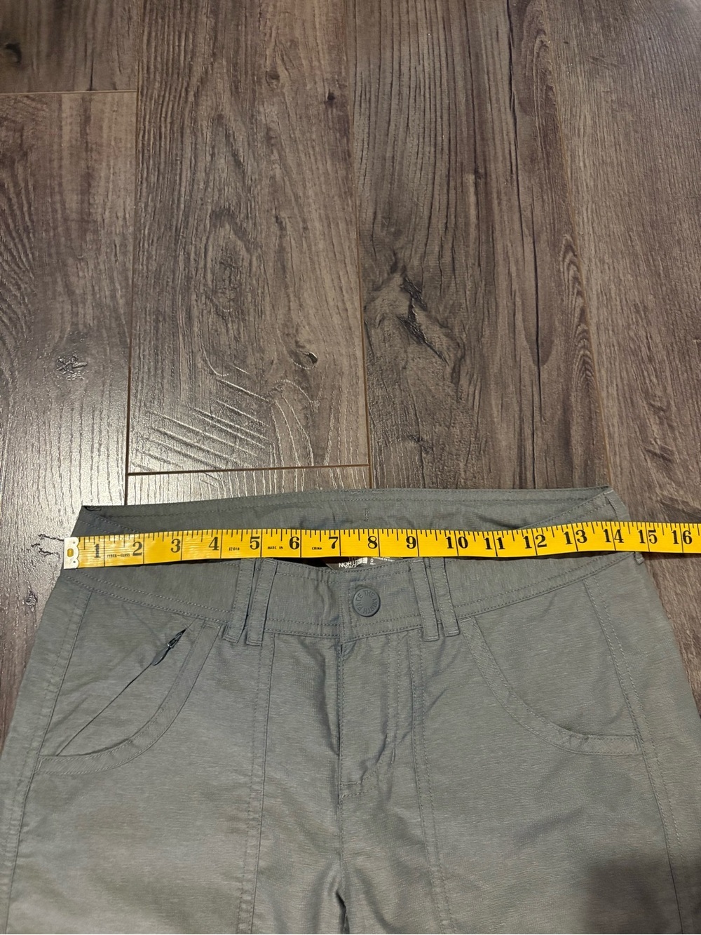 The North Face pants hiking roll legs with snaps to capris size 0 - Picture 10 of 12